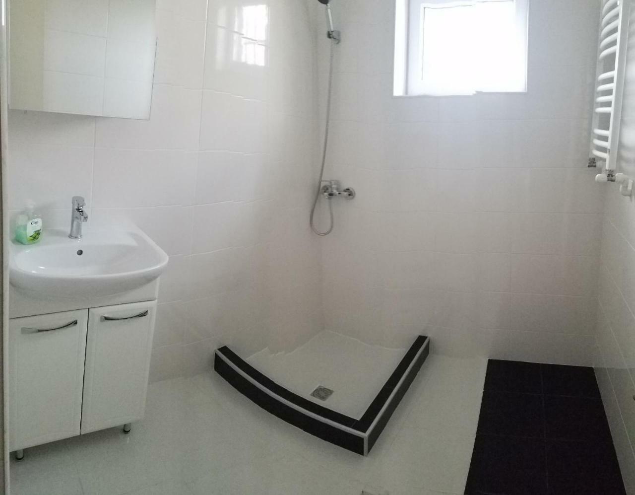 Marini Apartment Tbilisi Ngoại thất bức ảnh