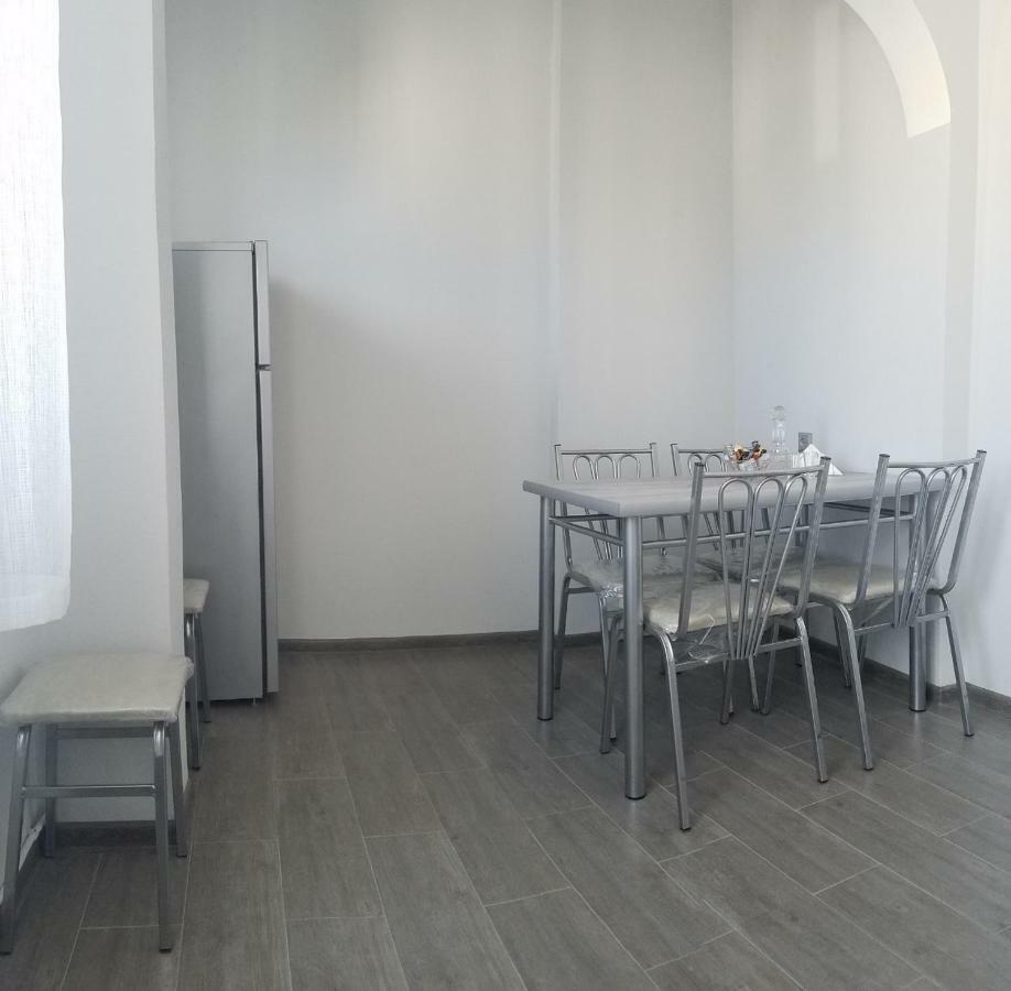Marini Apartment Tbilisi Ngoại thất bức ảnh