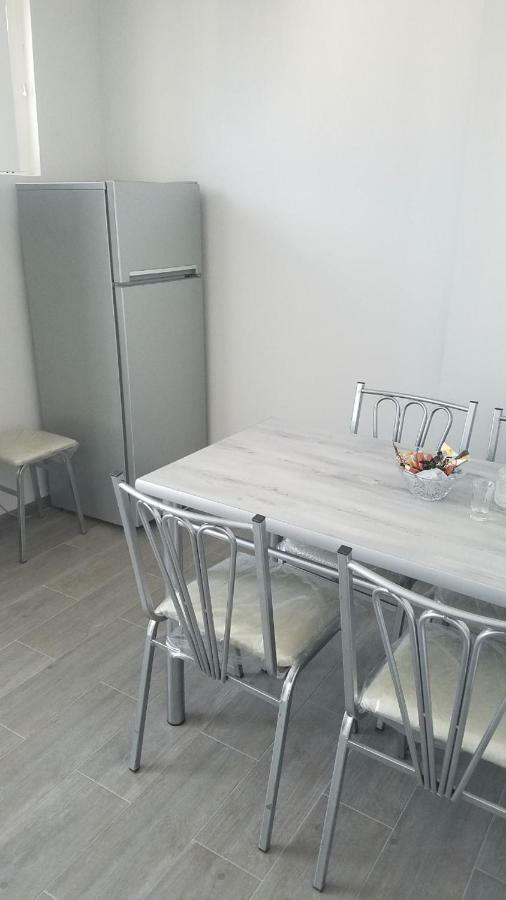 Marini Apartment Tbilisi Ngoại thất bức ảnh